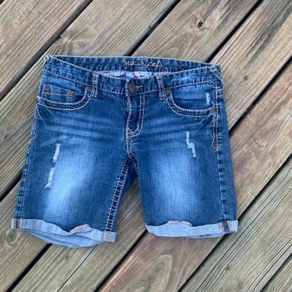 Maurices Sz 5/6 Jean Shorts ladies jean shorts junior women